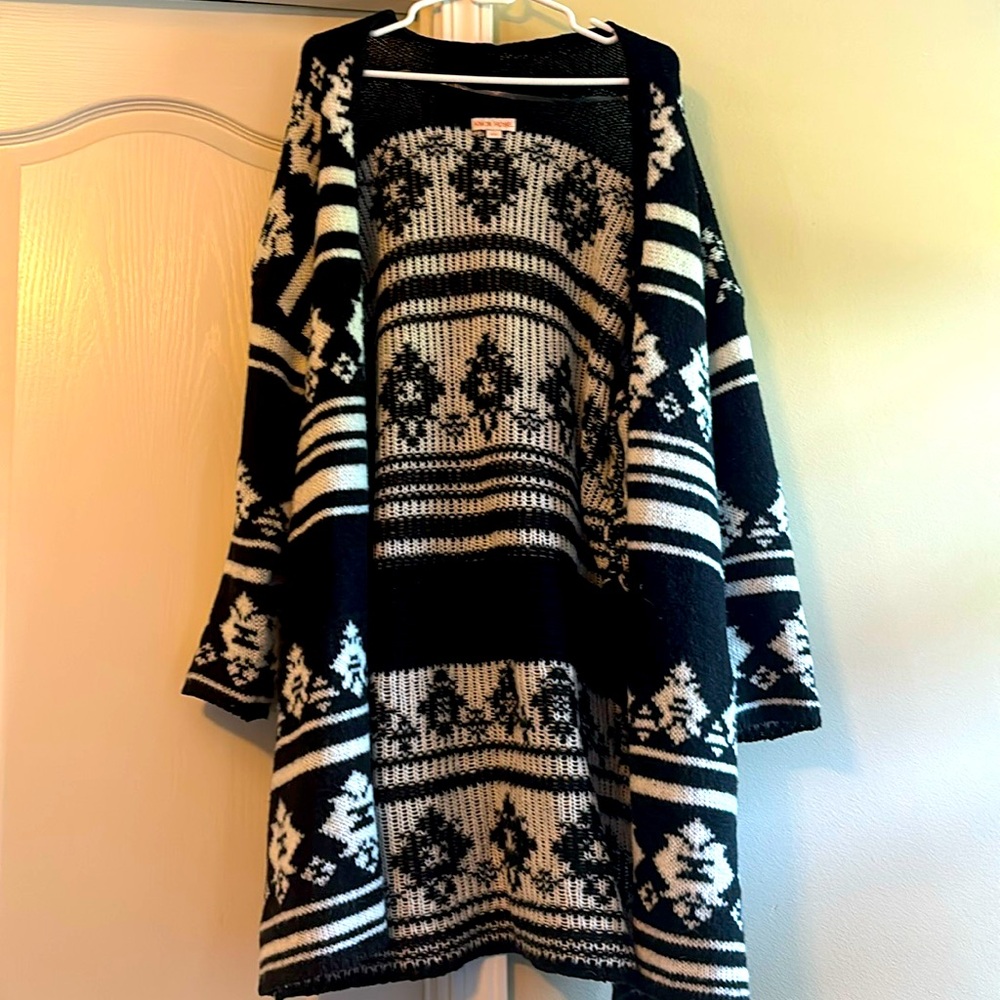 Black/white long cardigan